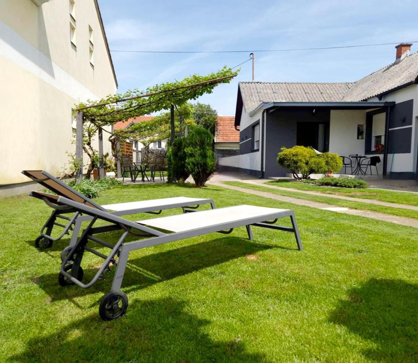 Appartement Kuca Za Odmor Barbarella à Čakovec Extérieur photo